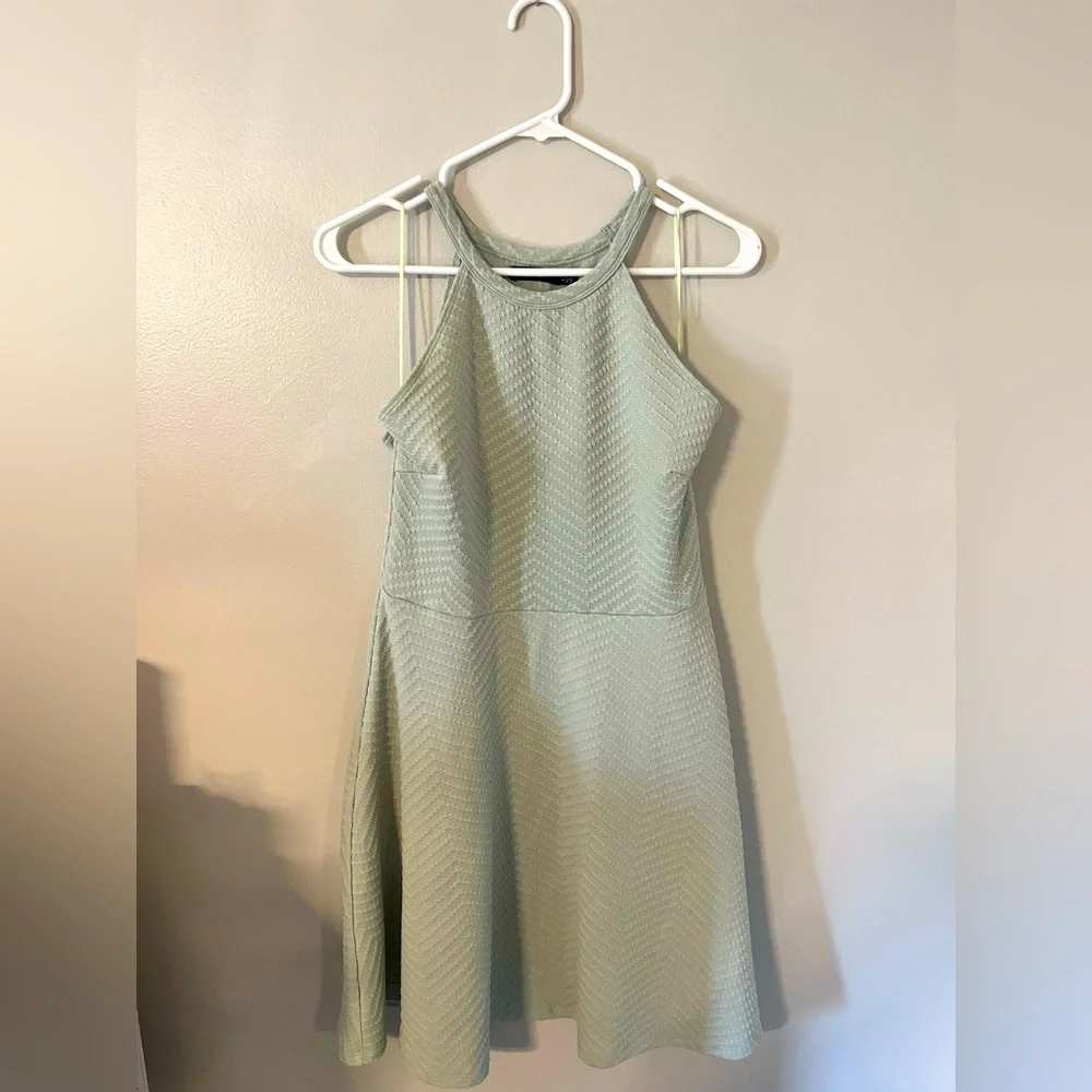 Dress - Picture 1 of 1